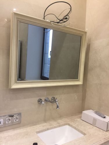 Зеркальный телевизор для туалетных комнат